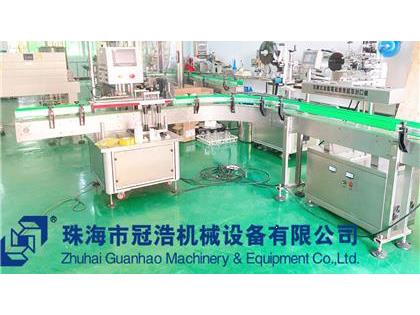 旋蓋機(jī)，鋁箔封口機(jī)，貼標(biāo)機(jī)，噴碼機(jī)，整套生產(chǎn)線已完成生產(chǎn)送貨至客戶公司